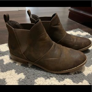 Women’s Booties- brown casual. Worn few times